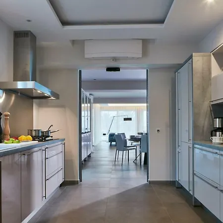 Отель Boutique Island - White House Diaporos